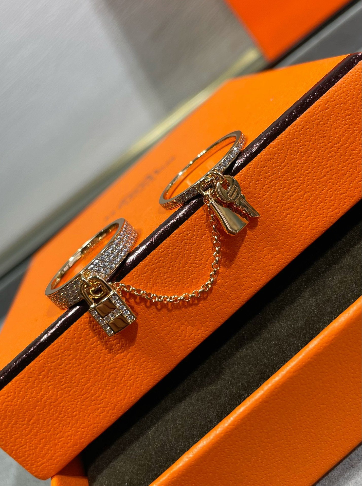 [Joyas Regalia]Anillo doble clochette HM Kelly con diamantes