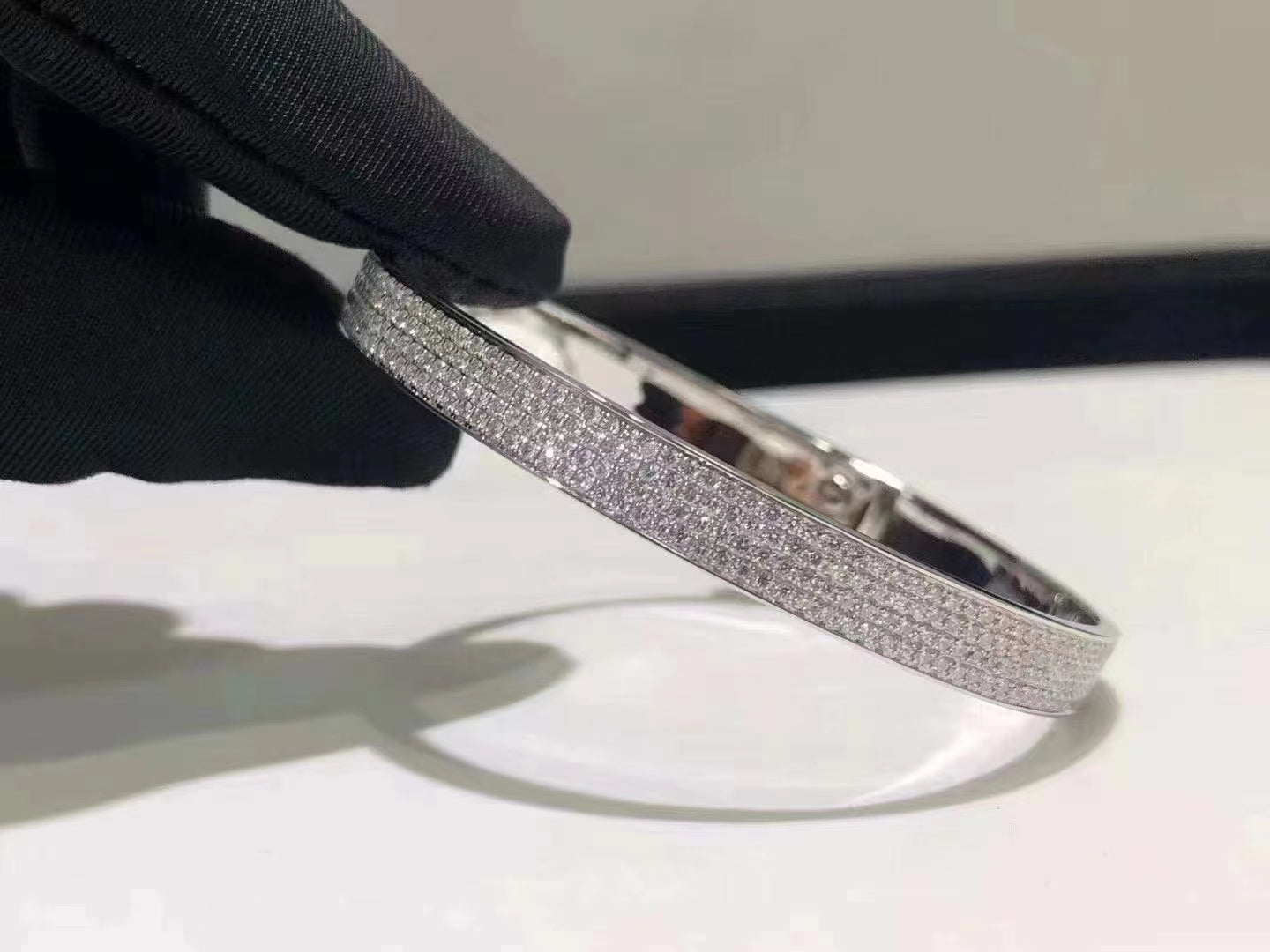 [Joyas Regalia] PULSERA HM KELLY EN PLATA Y PAVÉ COMPLETO DE DIAMANTES