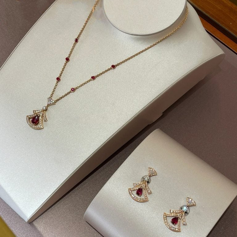 [Bijoux Regalia] COLLIER DREAM CORNALINE DIAMANT OR ROSE