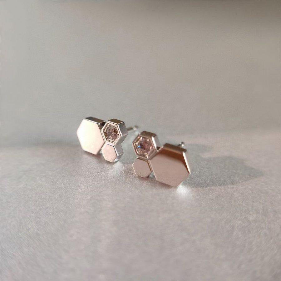 [Regalia jewelry]BEE LOVE SILVER DIAMOND EARRINGS