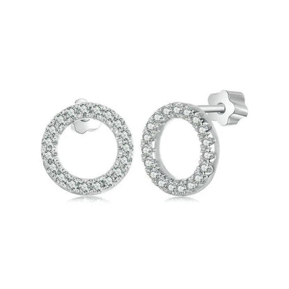 Pendientes circulares de moissanita transparentes Forever