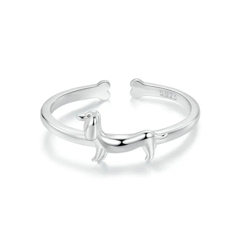 Anillo abierto con diseño de perro encantador
