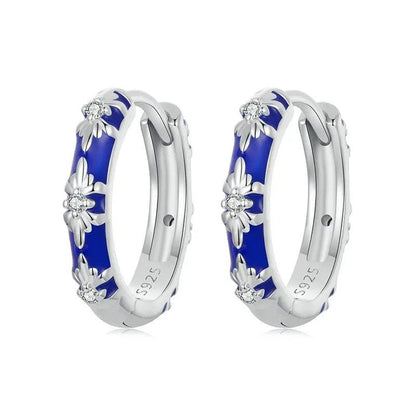 Pendientes de aro con forma de corazón de amor infinito chapados en oro blanco, ligeros y con forma de cartílago.