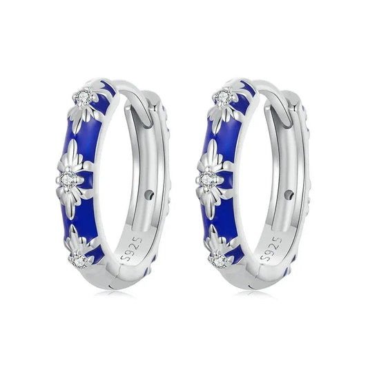 Pendientes de aro con forma de corazón de amor infinito chapados en oro blanco, ligeros y con forma de cartílago.