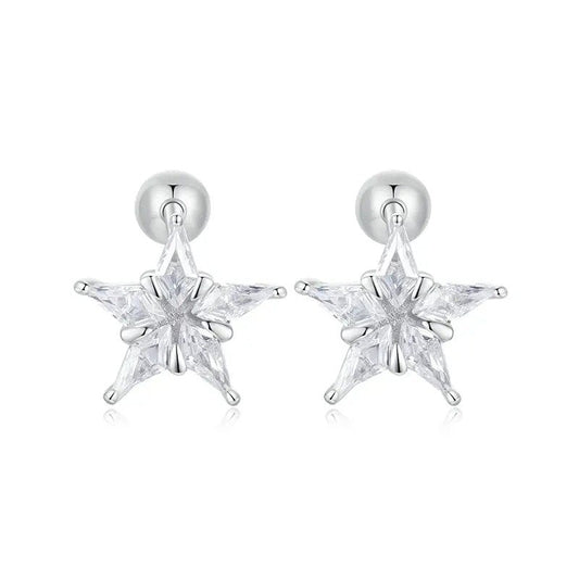 Pendientes de estrella brillante con circonita cúbica bañada en platino