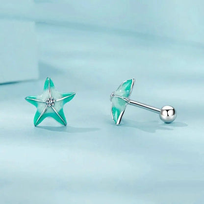 Pendientes sencillos de estrella de mar azul bañados en platino