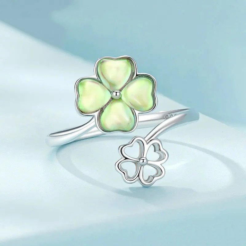 Bague trèfle à quatre feuilles porte-bonheur plaquée or blanc