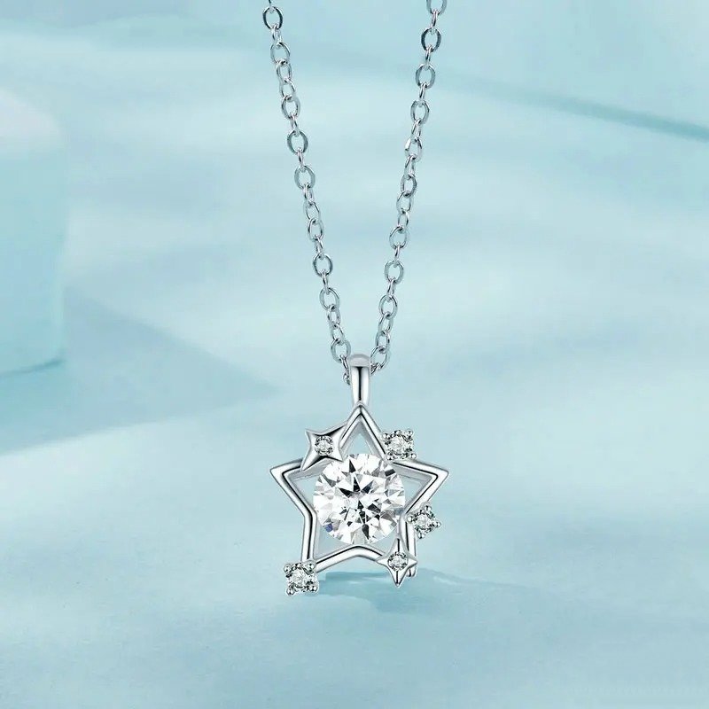 Collar con colgante de estrella brillante
