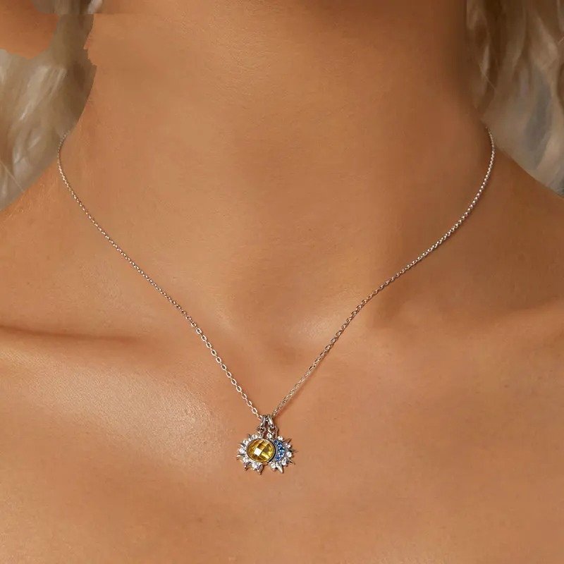 Collar de Sol y Luna bañado en oro blanco