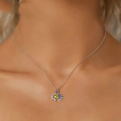 Collar de Sol y Luna bañado en oro blanco