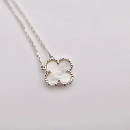 [Joyas Regalia] TRÉBOL 15MM PLATA NÁCAR BLANCA