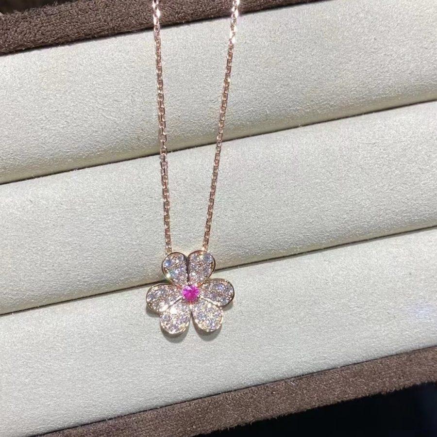 [Joyas Regalia] COLLAR FRIVOLE DE FLOR DE ORO ROSA CON DIAMANTES
