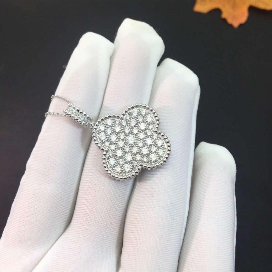 [Joyas Regalia] COLLAR DE TRÉBOL GRANDE DE PLATA DE 25 MM CON DIAMANTES