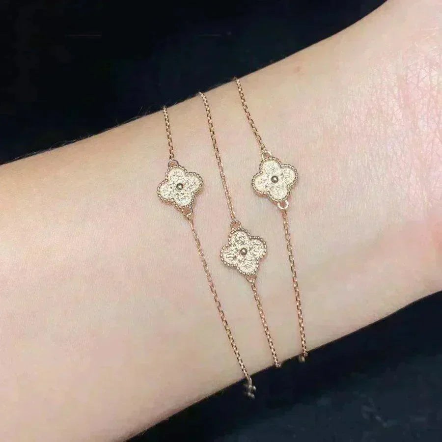 [Bijoux Regalia]BRACELET FLEUR UNIQUE TRÈFLE