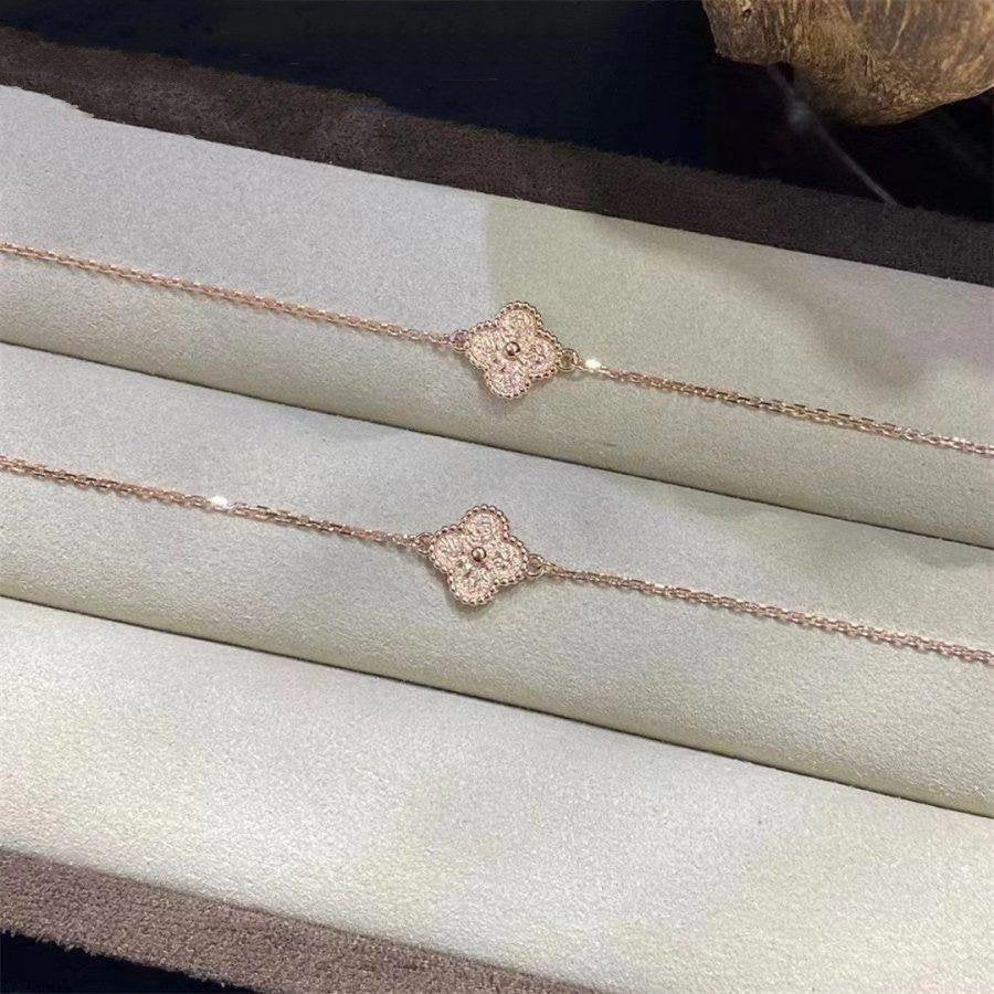 [Bijoux Regalia]BRACELET FLEUR UNIQUE TRÈFLE