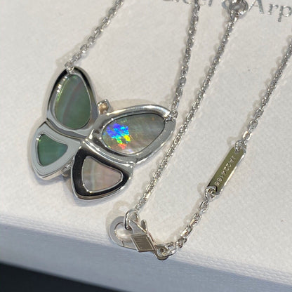 [Bijoux Regalia] GRAND COLLIER PENDENTIF PAPILLON EN ARGENT ET DIAMANT