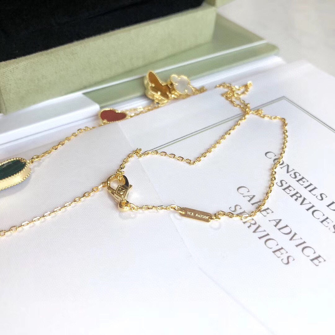 [Joyas Regalia] COLLAR DE ORO ROSA CON 4 MOTIVOS LUCKY SPRING