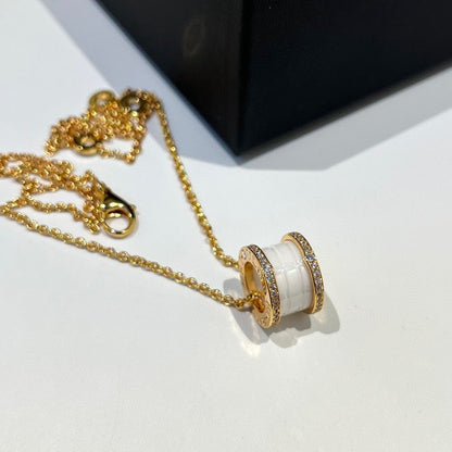 [Joyas Regalia] COLLAR DE ORO ROSA CON DIAMANTES DE CERÁMICA BLANCA ZERO 1