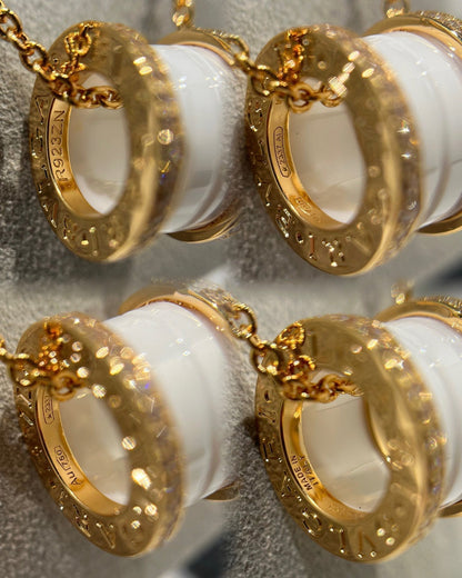 [Joyas Regalia] COLLAR DE ORO ROSA CON DIAMANTES DE CERÁMICA BLANCA ZERO 1